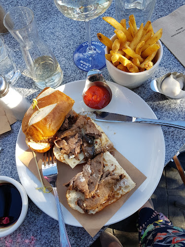 Opinii despre Moxies Prince George Restaurant în Prince George - Hospitality and gastronomy