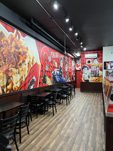 Smoke's Poutinerie Moncton - Moncton