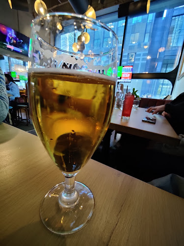 187 Bay St., Toronto, ON M5L 1G5