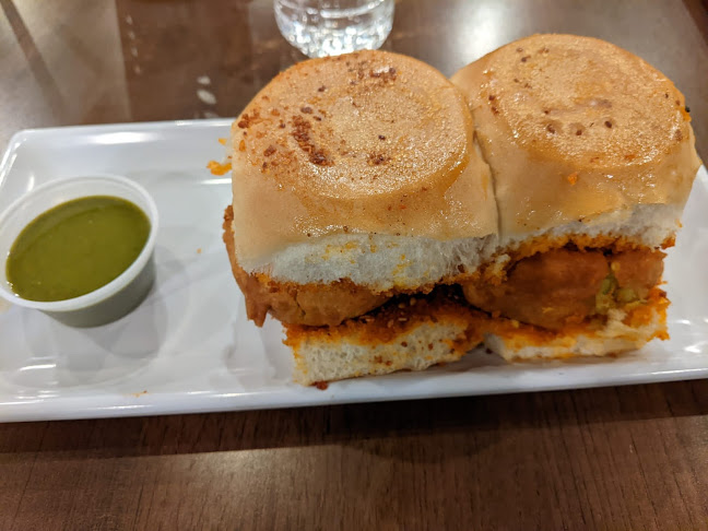 Honest Restaurant Brampton - Brampton