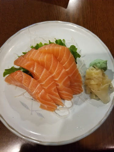 8952 152 St, Surrey, BC V3R 0J2