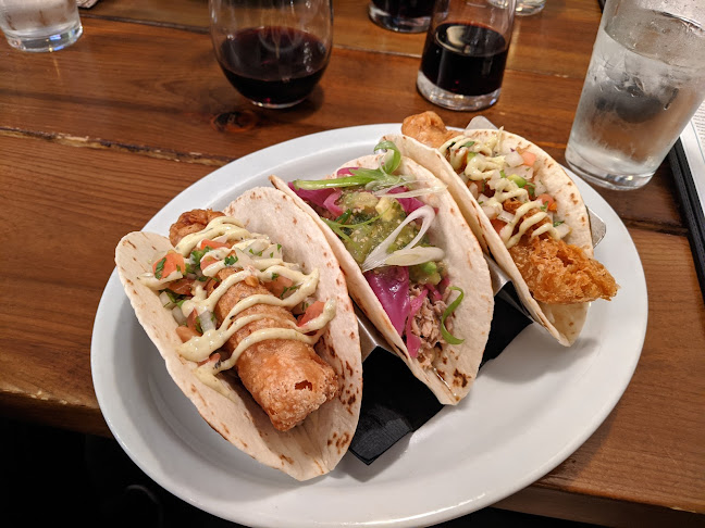 COMMON BOND eat * drink * laugh - Calgary