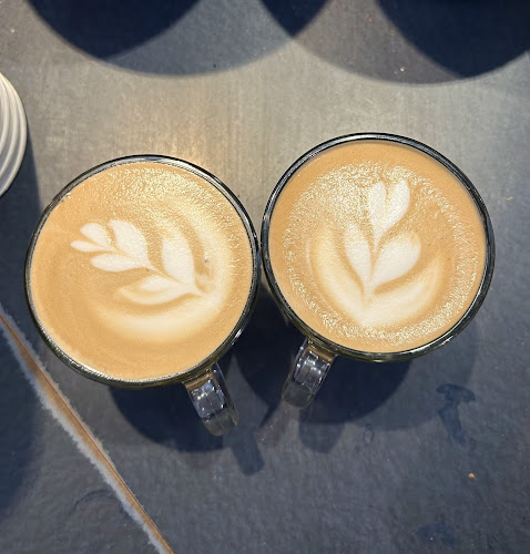 Opinii despre Cravings Coffee în Delta - Hospitality and gastronomy