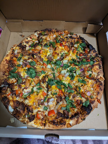 Comentarii opinii despre Chand's Restaurant ( Pacific Pizza and Fusion)