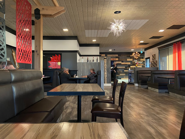 The Proper Eats & Drinks - Hospitality and gastronomy