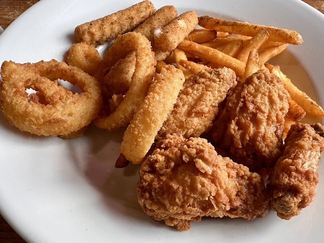 Denny's Restaurant Idylwyld Drive - Hospitality and gastronomy