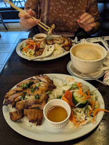 Joyeaux Café & Restaurant - Hospitality and gastronomy