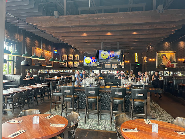 Opinii despre Browns Socialhouse Waterloo în Waterloo - Hospitality and gastronomy