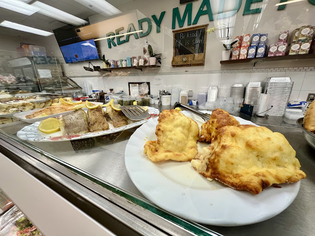 Richmond Hill Deli - Hospitality and gastronomy