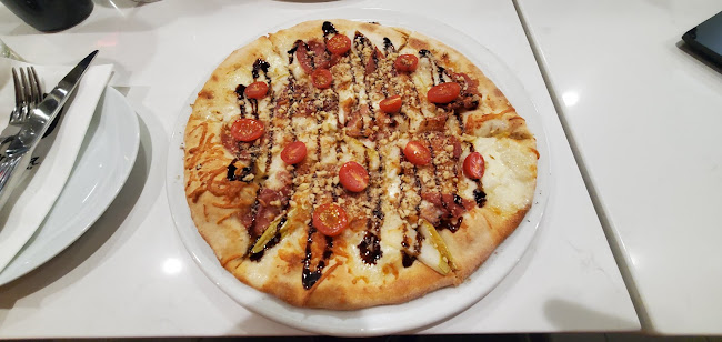 10181 104 Street NW, Edmonton, AB T5J 0Z9