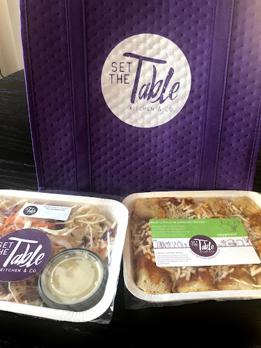 Comentarii opinii despre Set The Table Kitchen & Co.