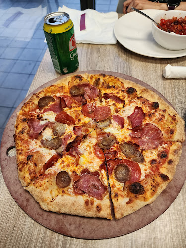 Comentarii opinii despre Captain's Oven Pizza Vancouver