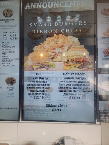 Lil' Louie's Eats & Sweets - Hospitality and gastronomy