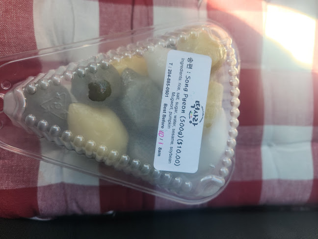 Dduck Sa Rang (the Rice Cake House) - Winnipeg