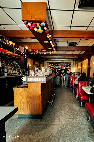 Skyline Restaurant - Hospitality and gastronomy