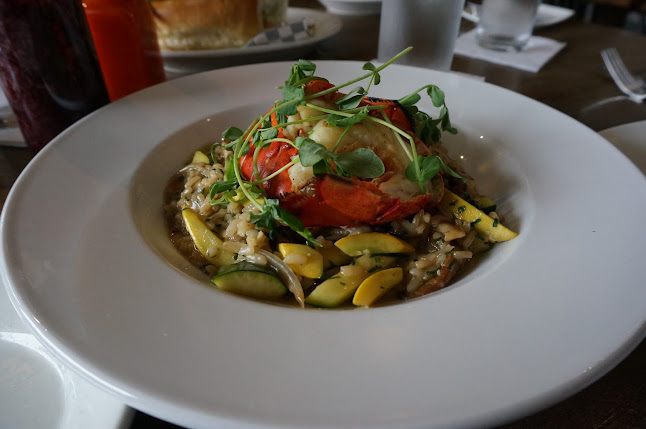 Opinii despre Tide and Vine Oyster House în Niagara Falls - Hospitality and gastronomy