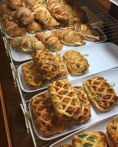 Republica Coffee Roasters Cloverdale - Surrey