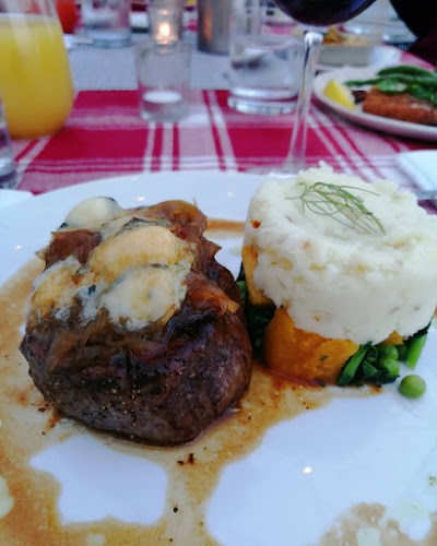 Opinii despre Taris on the Water în Welland - Hospitality and gastronomy