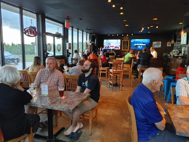 Comentarii opinii despre R U Serious Tap & Grill