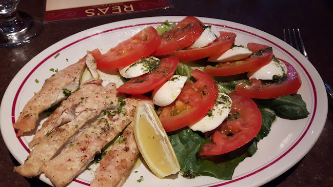 Rea's Italian Cucina - Hospitality and gastronomy