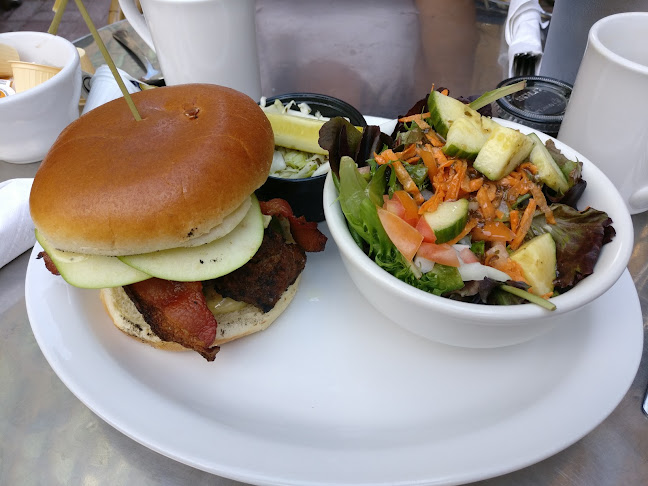 Nate's Deli - Ottawa