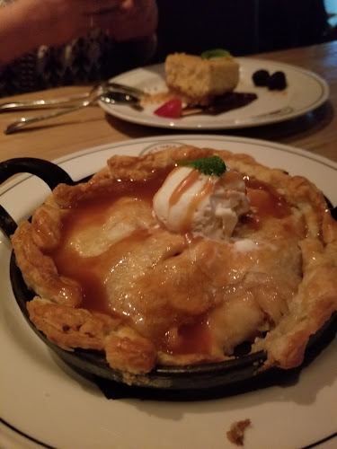 14229 23 Ave NW, Edmonton, AB T6R 3E7