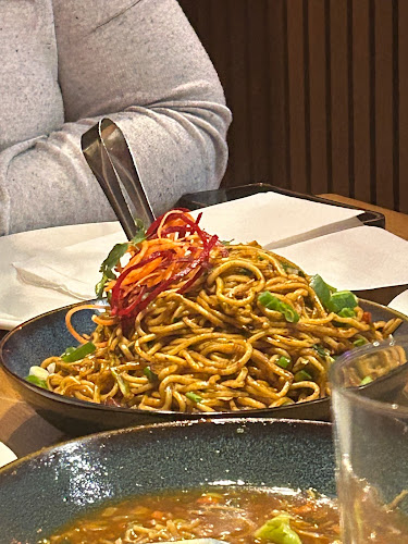 Comentarii opinii despre Kathmandu Bar and Grill