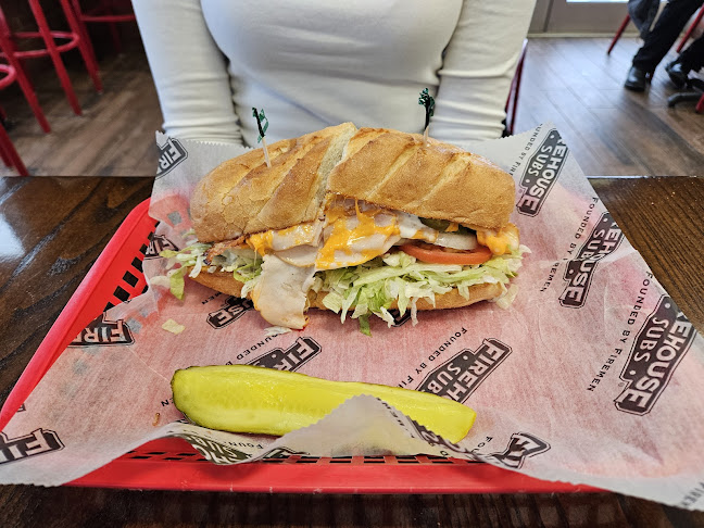 Opinii despre Firehouse Subs Ogilvie & Blair în Gloucester - Hospitality and gastronomy