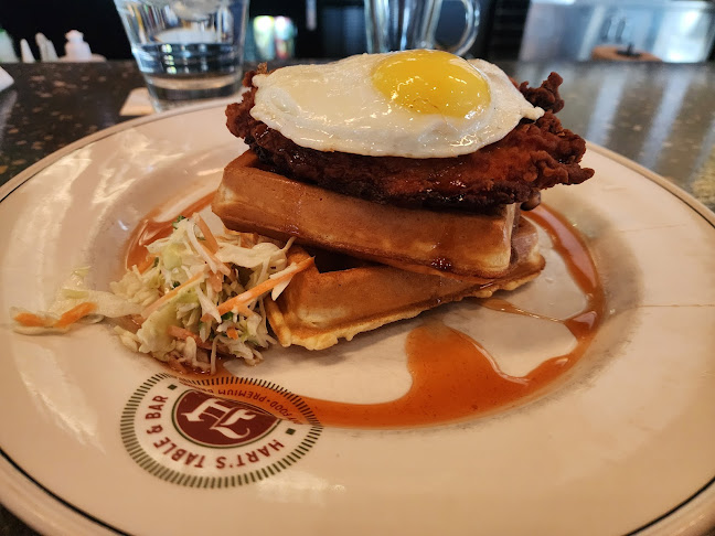 Hart's Table & Bar - Edmonton