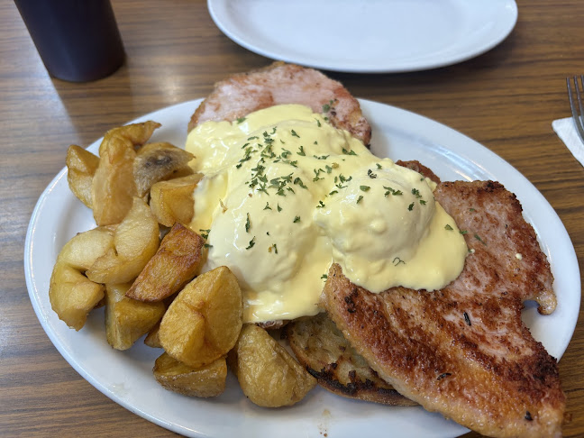 Rainbow Restaurant - Oshawa