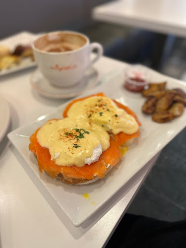 Comentarii opinii despre Sciué Italian Bakery Caffé - Yaletown