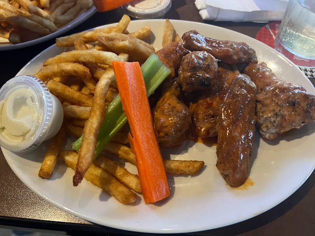 One Eyed Jack Pub & Grill Lindsay - Lindsay