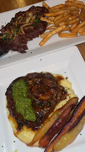 Salute Resto + Bar - Hospitality and gastronomy