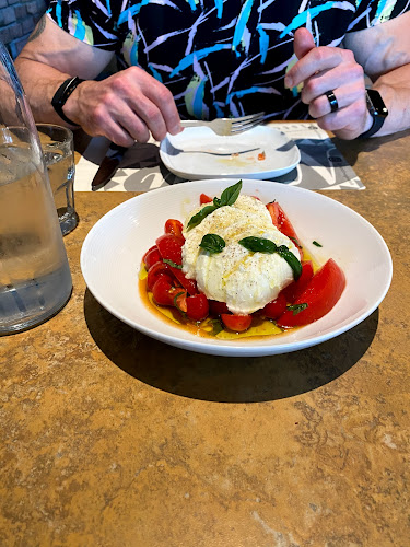 Napoli Ristorante Pizzeria - Hospitality and gastronomy