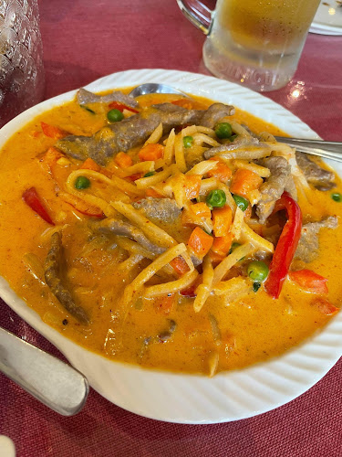 Opinii despre Noi Thai Restaurant în Edmonton - Hospitality and gastronomy