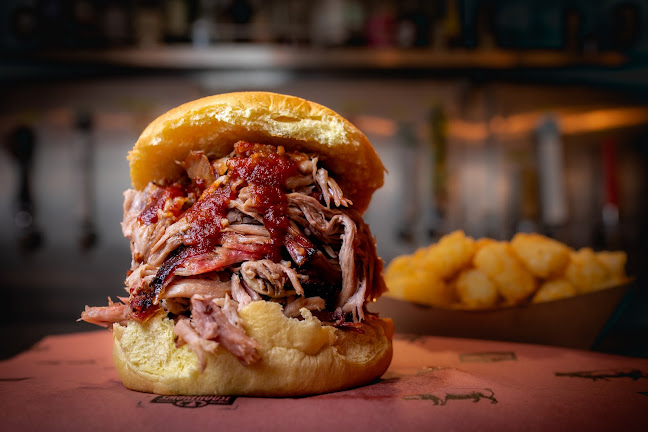 574 Lancaster St W, Kitchener, ON N2K 1M3