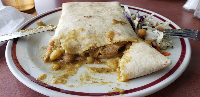 Deen's Caribbean Restaurant - Winnipeg