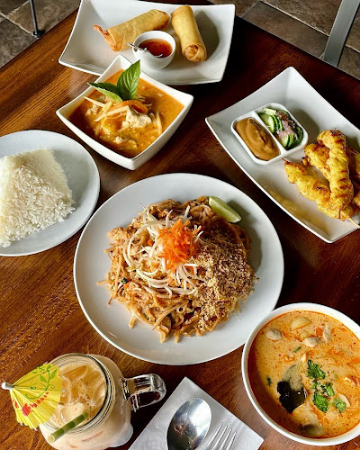 Opinii despre Mango Thai Restaurant - Langford, BC în Victoria - Hospitality and gastronomy