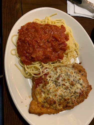 Opinii despre The Old Spaghetti Factory în Vancouver - Hospitality and gastronomy