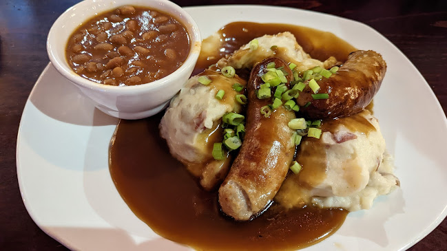 Doc Magilligan's Restaurant & Irish Pub