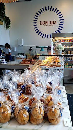 Bom Dia Café & Bakery - Queen