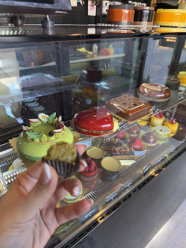 Comentarii opinii despre Jozef's Pastry Boutique