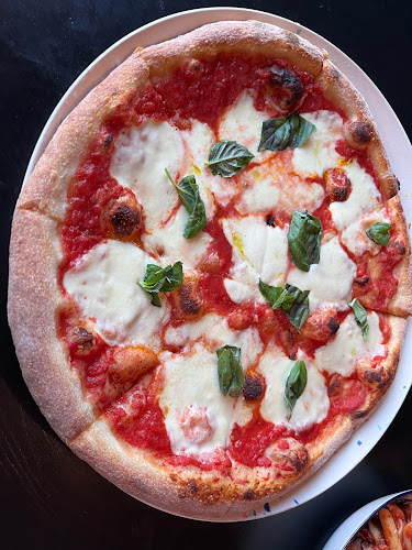 2062 Liverpool Rd, Pickering, ON L1X 1E2