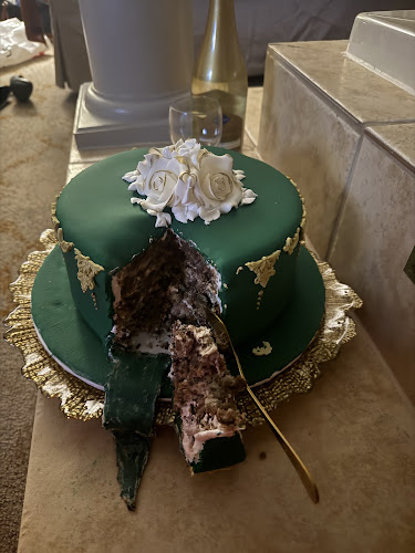 Irresistible Cakes - Vaughan