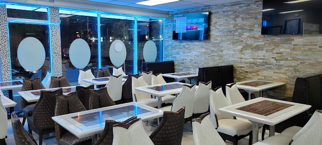 Queen's Pizza - Edmonton