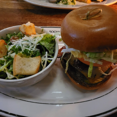 Browns Socialhouse Waterloo - Waterloo