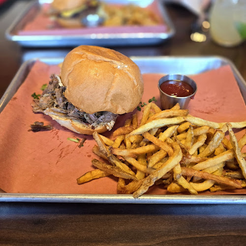 Opinii despre D'Arcy's Smokehouse Restaurant în St. Albert - Hospitality and gastronomy