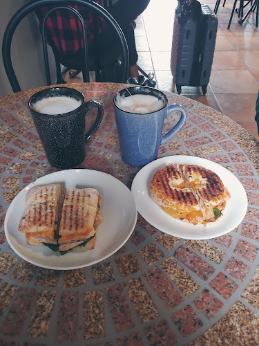 Opinii despre Perc's Place în Kelowna - Hospitality and gastronomy