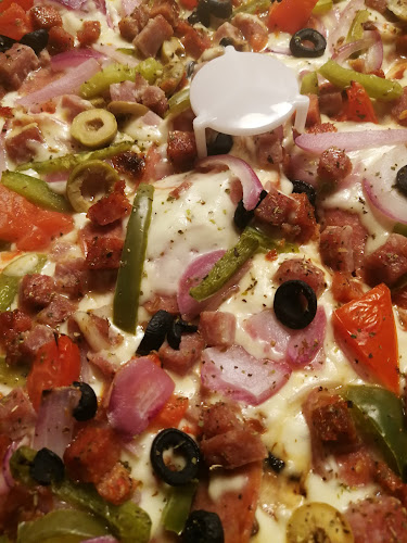 2447 Kaladar Ave, Ottawa, ON K1V 8B9