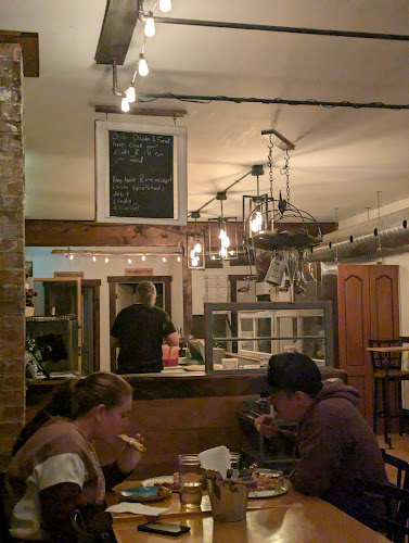 Opinii despre The Tangerine Tortoise în St. Catharines - Hospitality and gastronomy